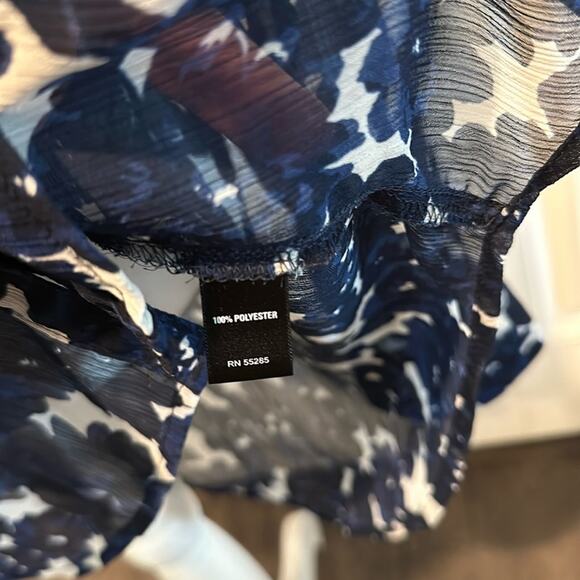 Express Large Semi-Sheer Tunic Button Down Navy Floral Blouse Top - Picture 13 of 14